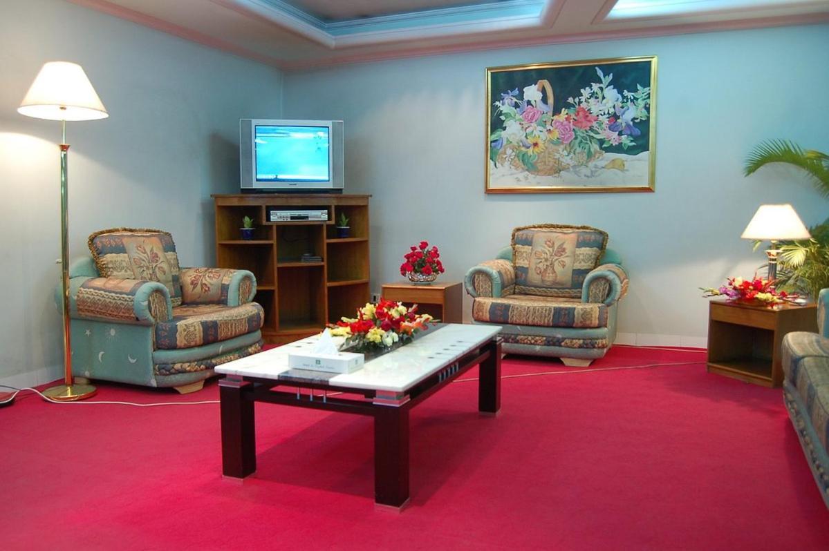 Hotel De Crystal Crown Ντάκα Εξωτερικό φωτογραφία
